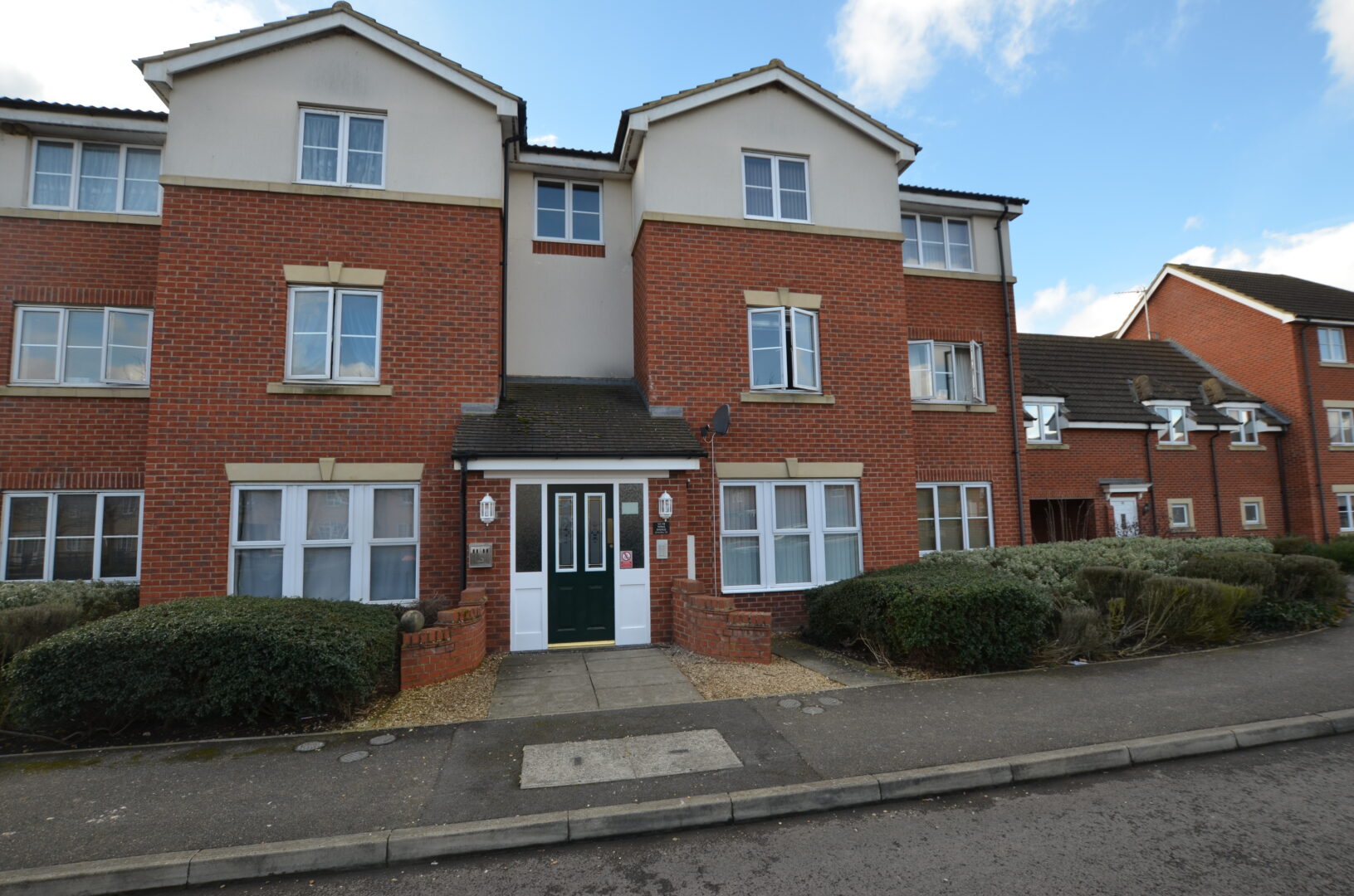Tinus Avenue, Hampton Vale, Peterborough, PE7 Capitol Lettors