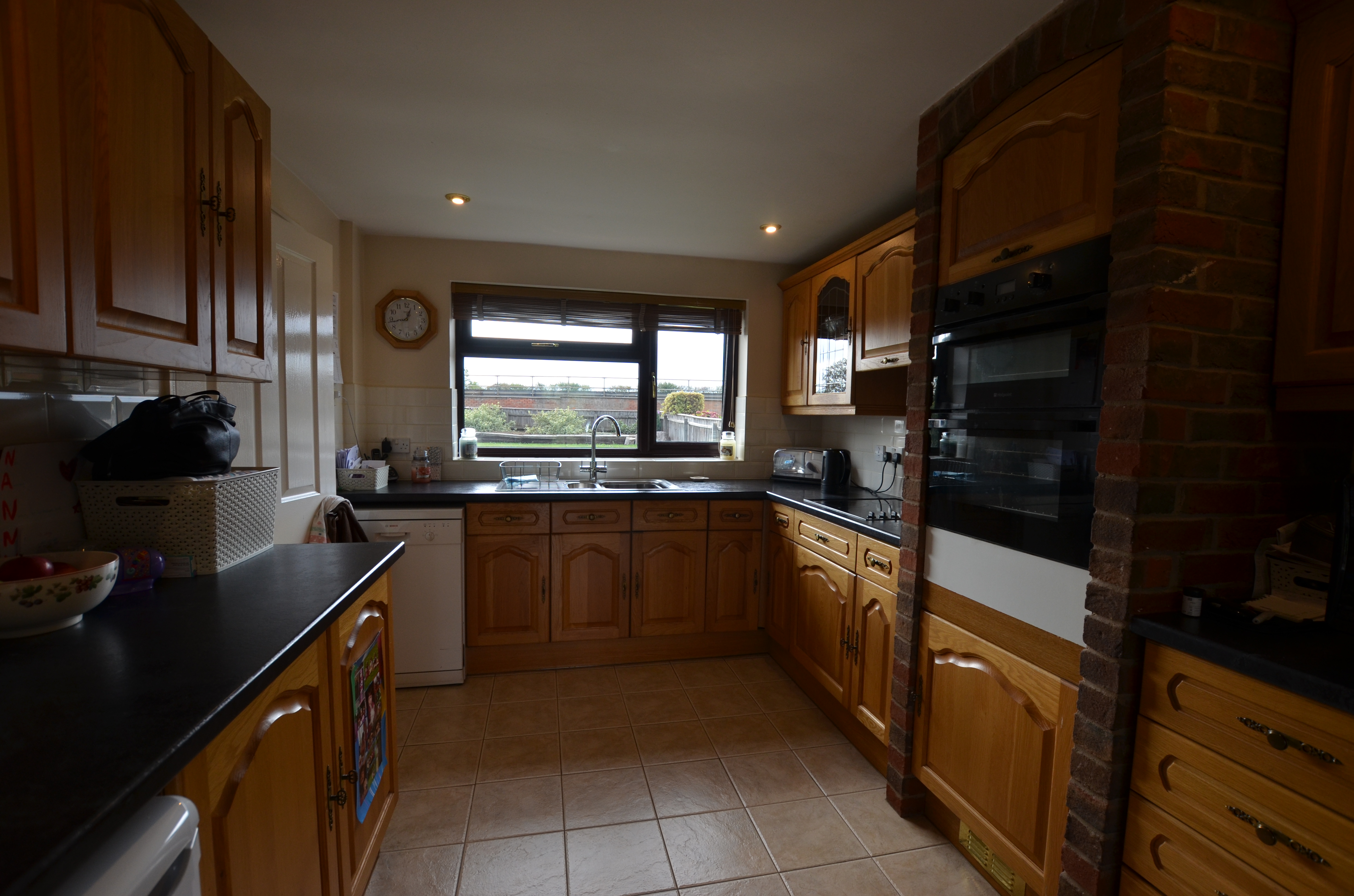 Old Great North Road, Stibbington Capitol Lettors