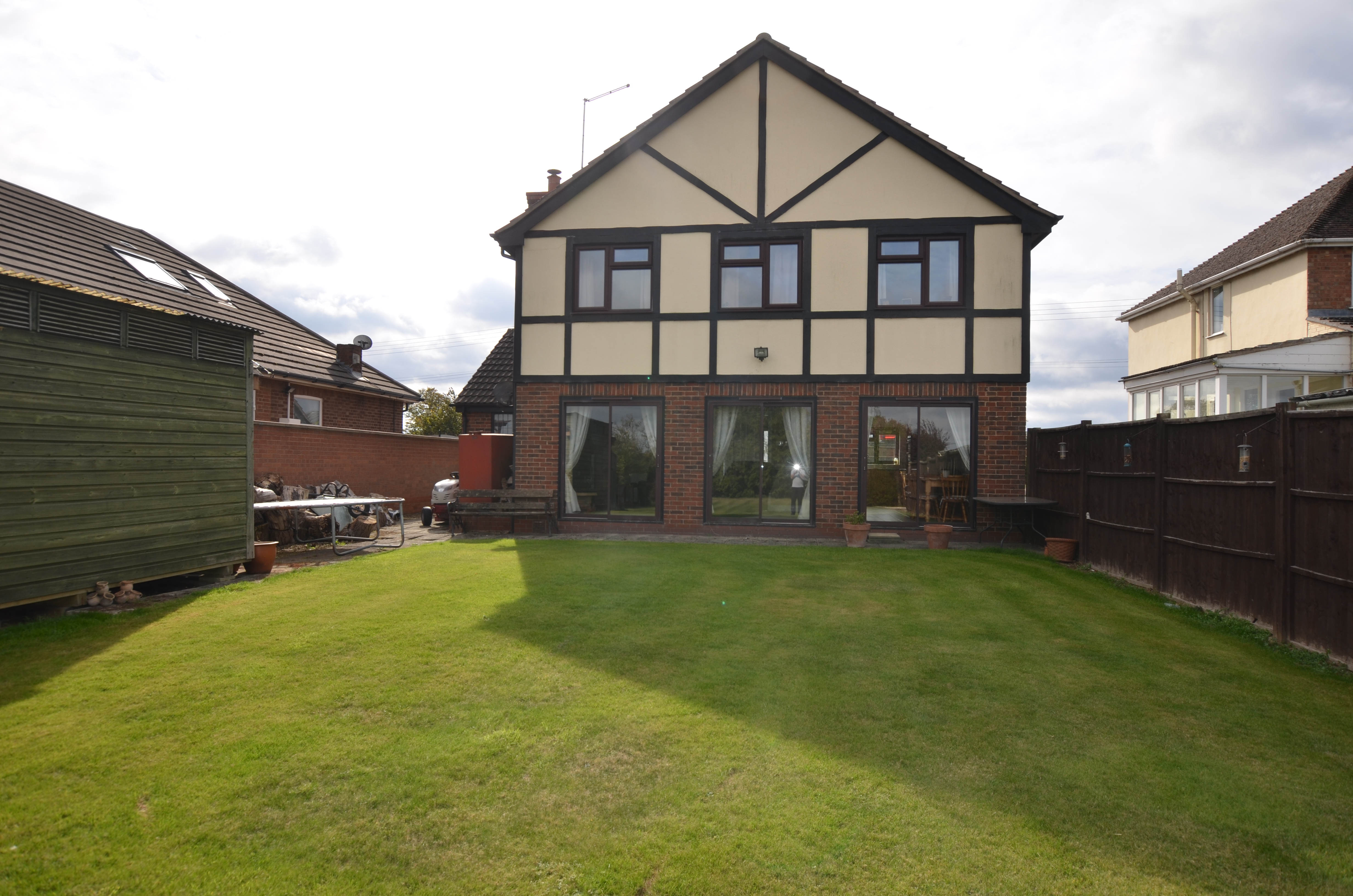 Old Great North Road, Stibbington Capitol Lettors