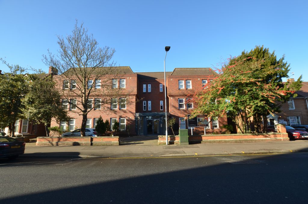 Park Road, Peterborough, PE1 Capitol Lettors